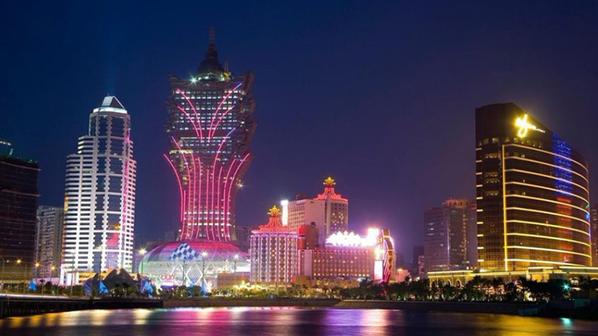 Gambling in Macau (2)